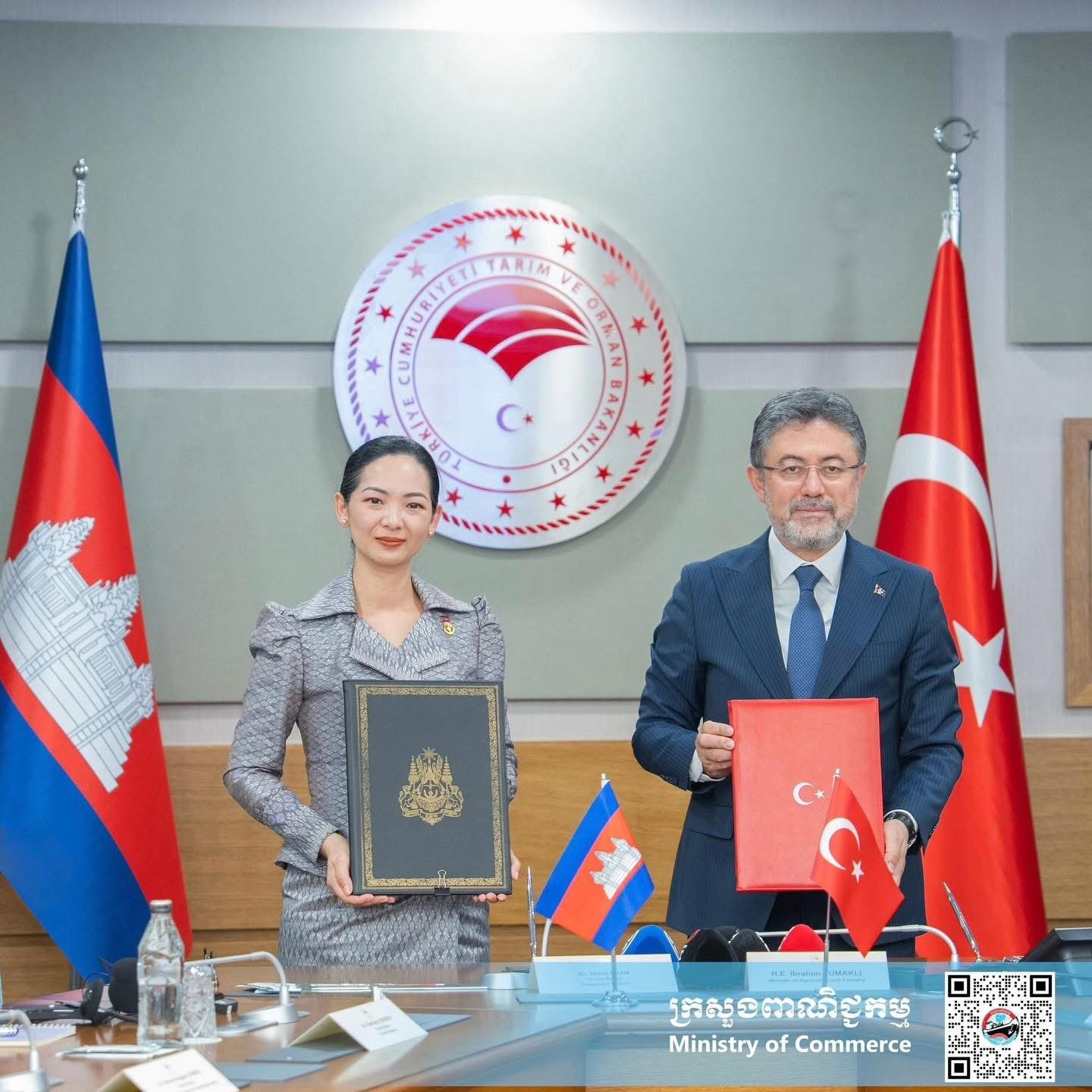 កម្ពុជា-តួកគី កំណត់គោលដៅពាណិជ្ជកម្មទ្វេភាគី ១ ពាន់លានដុល្លារ ជំរុញវិនិយោគលើកសិកម្ម វេចខ្ចប់ និងទេសចរណ៍សុខភាព