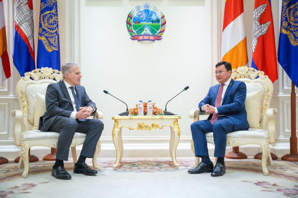 កម្ពុជា-កាណាដា ពិភាក្សាបង្កើនវិនិយោគកសិផលសក្តានុពល៖ ស្វាយចន្ទី កាហ្វេ និងម្រេចកំពត